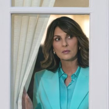 Leverage Redemption Season 3 Episode 1 Recap: The Weekend in Paris Job