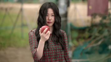 Queen Mantis Episode 1 Recap: What is in the Newspaper Report?