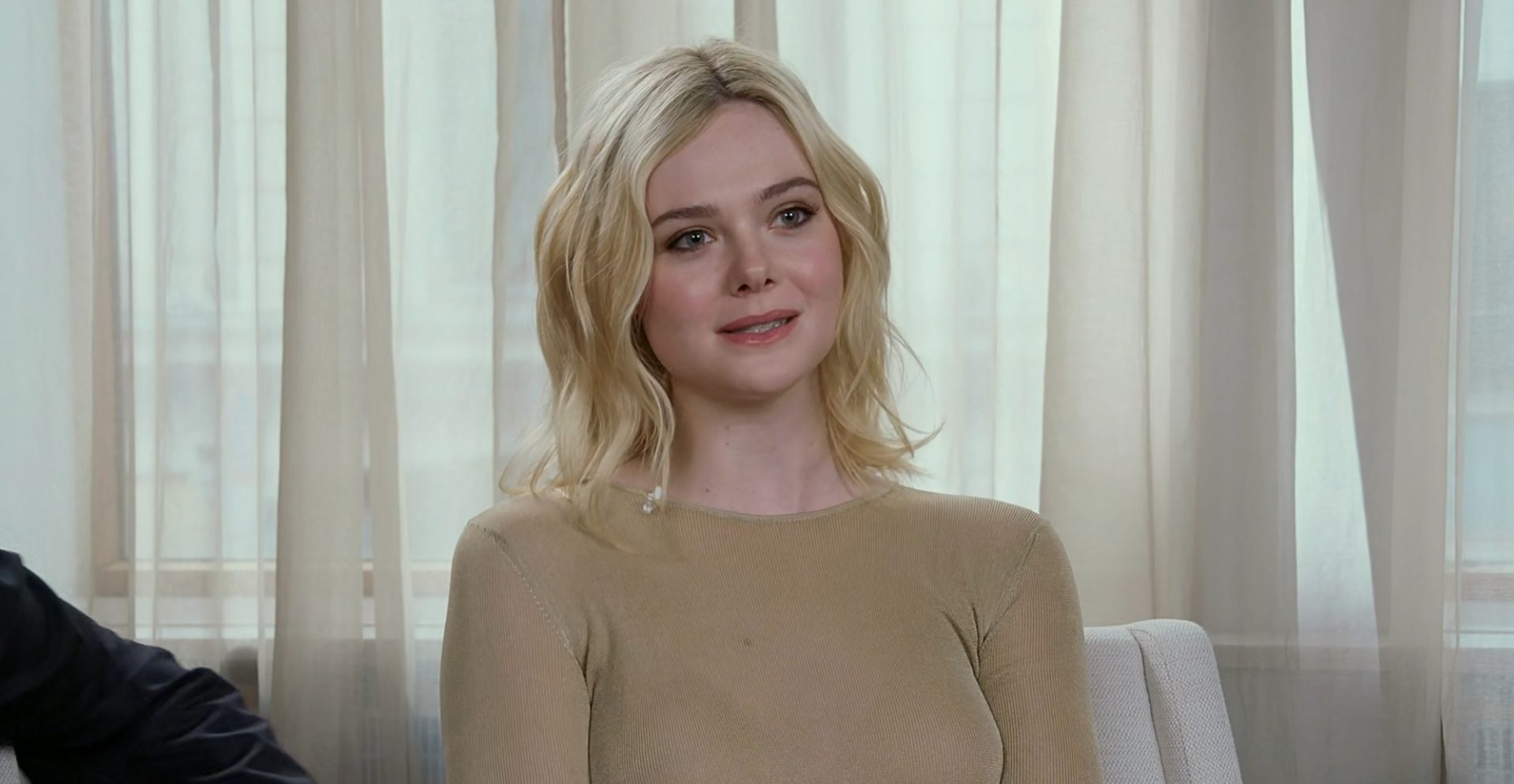 Is Elle Fanning’s Rachel Kemp Based on a Real Actress?