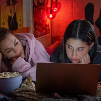 10 Movies Like Roommates You Must See